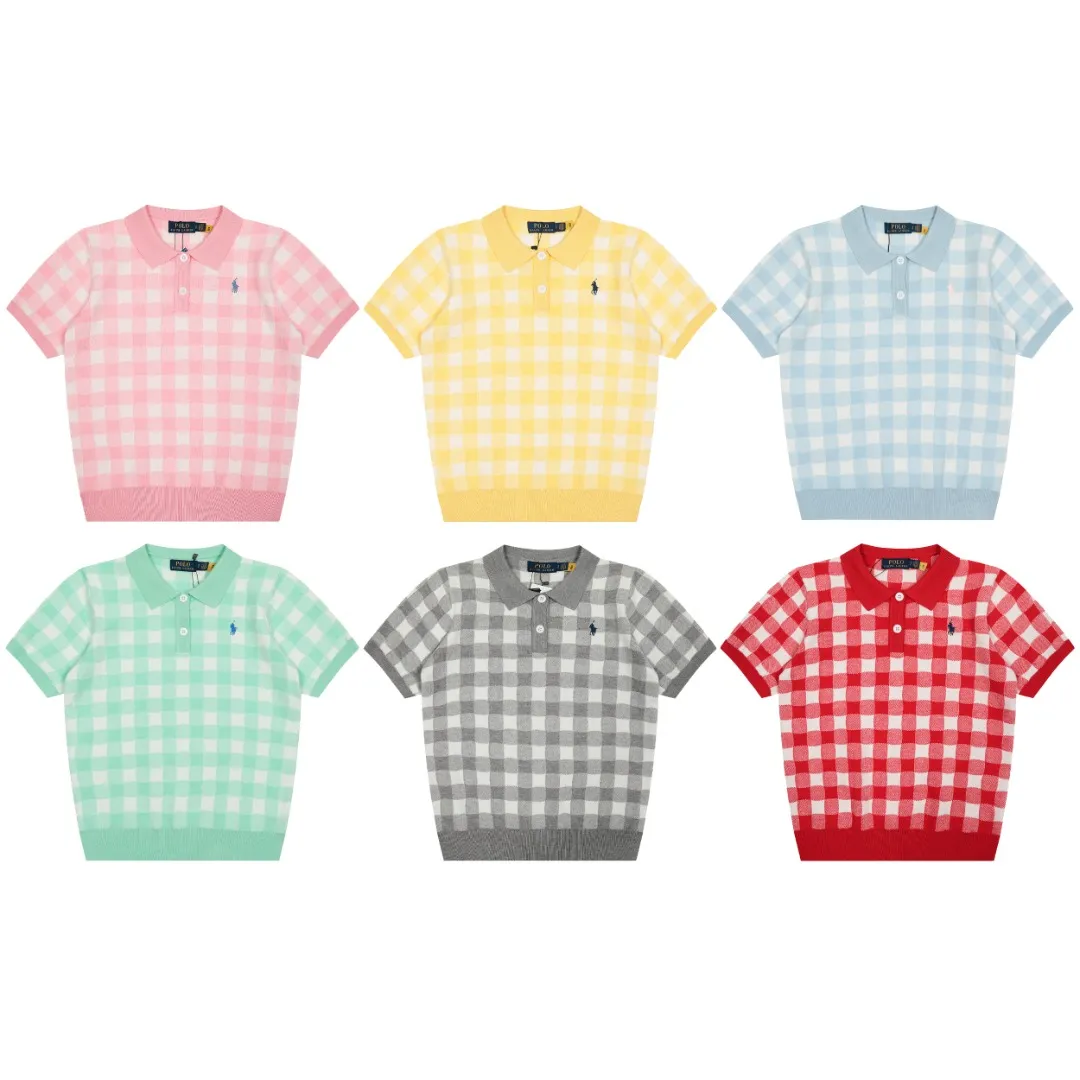 P166 💰 "Top quality" Style number: DS225# (on sale all year round) [Ralph Lauren plaid jacquard basic pony embroidered logo knitted POLO short sleeves] ✅Ralph Lauren all-match goddess style plain plaid knitted lapel short sleeves for all seasons ✅Main provider of platform live broadcast Wholesale entity ✅ZP quality 1:1 version Scan the code to enter the GF website Counter quality ✅Detailed quality The only one in Guangzhou Imported quality cotton yarn, focusing on high-end, cost-effective, good quality, needless to say, ✅Restore the original version, loose, comfortable and stress-free, simple is high-end, classic is eternal, ✅The upper body is simple and easy to match, a must-have for goddess ootd. Good-looking clothes are never picky. A must-have in the goddess' wardrobe. Size: S-L Color: Gray Yellow Pink Light Blue Red Green